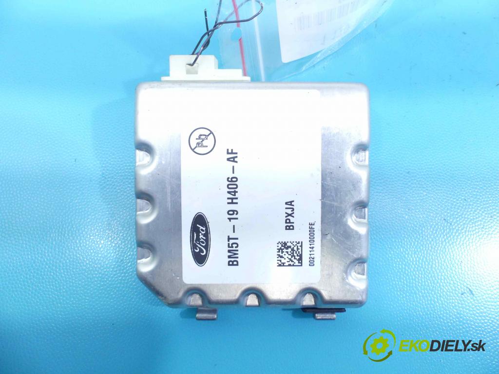 Ford Focus Mk3 2010-2018 1.6 tdci 116 HP manual 85 kW 1560 cm3 5- Kamera BM5T-19H406-AF