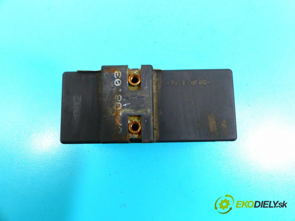 Seat Ibiza III 6L 2002-2008 1.9 tdi 101 HP manual 74 kW 1896 cm3 3- Relé: 1J0919506M (Relé)