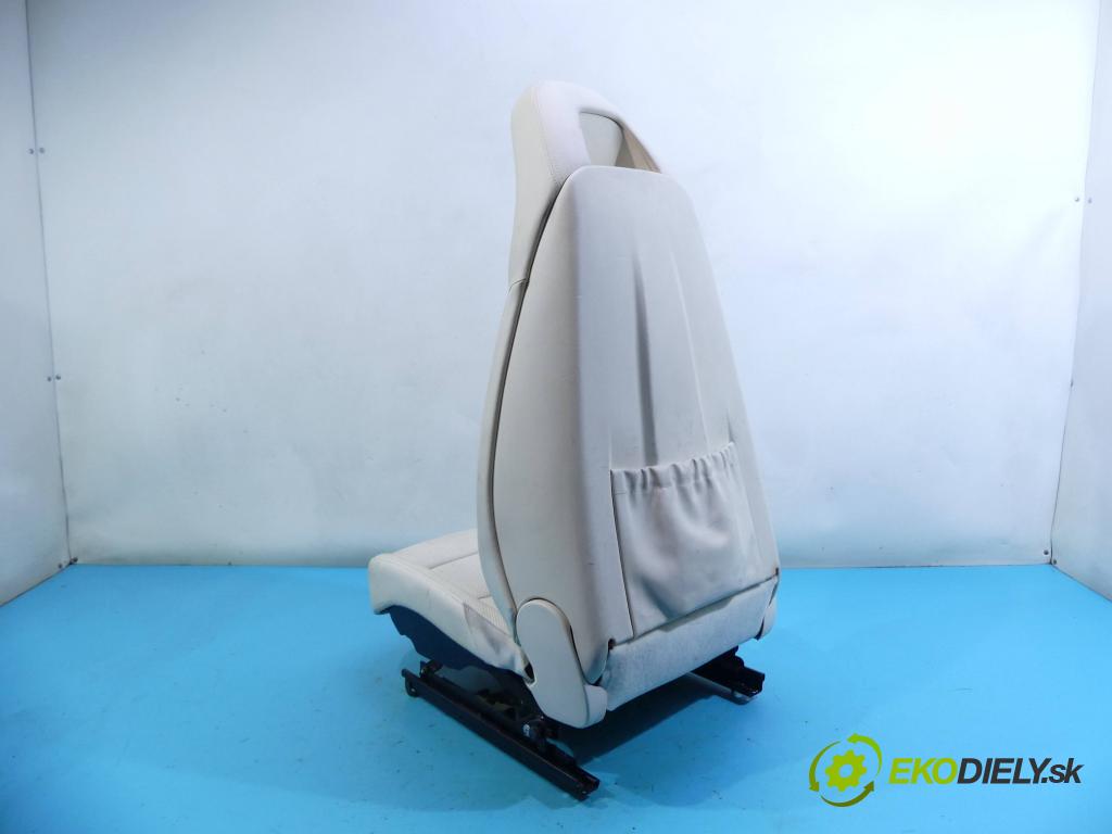 Porsche Panamera I 970 2009-2016 4.8 V8 400KM: automatic 294 kW 4806 cm3 5- Sedačka pravý  (Sedačky, sedadlá)