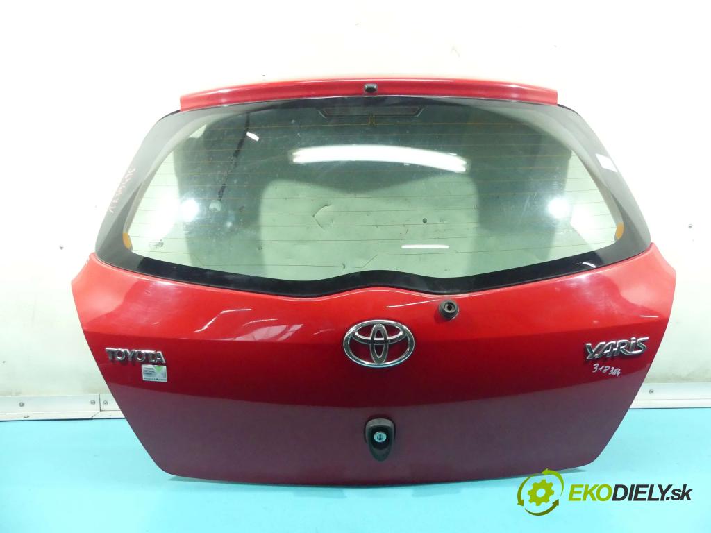 Toyota Yaris II 2005-2011 1.0 vvti 69KM manual 51 kW 998 cm3 5- zadna kufor  (Zadné kapoty)