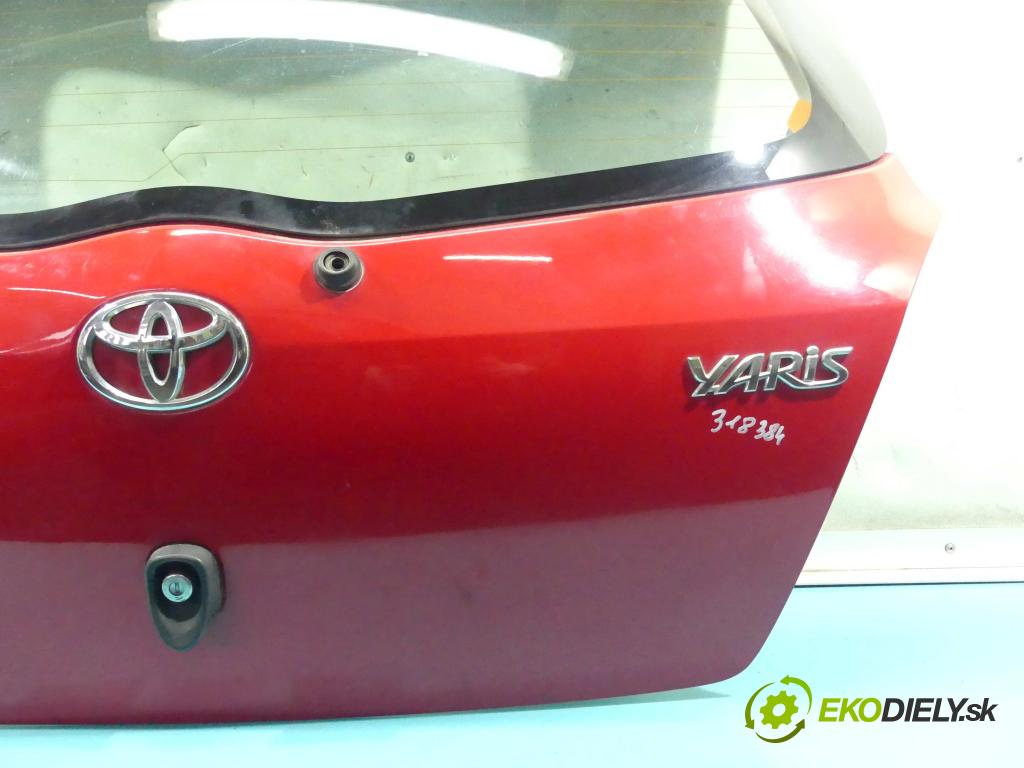 Toyota Yaris II 2005-2011 1.0 vvti 69KM manual 51 kW 998 cm3 5- zadna kufor  (Zadné kapoty)