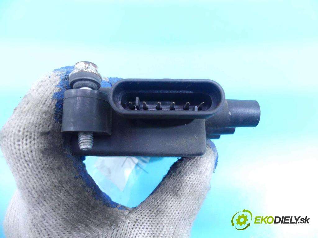 Fiat Linea 1.4 8V 77 HP manual 57 kW 1368 cm3 4- cievka zapaľovacia 55200112 (Zapaľovacie cievky, moduly)