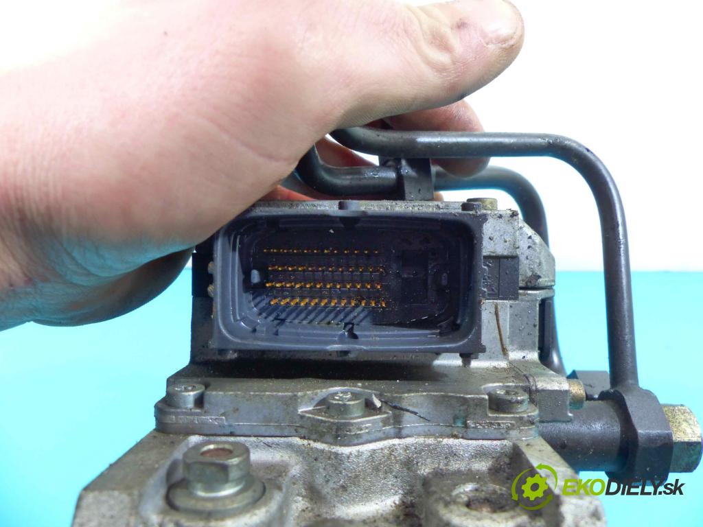 Saab 9-3 I 1998-2002 2.2 tid: 125 HP manual 92 kW 2171 cm3 5- čerpadlo vstrekovacia 0470504206 (Vstrekovacie čerpadlá)