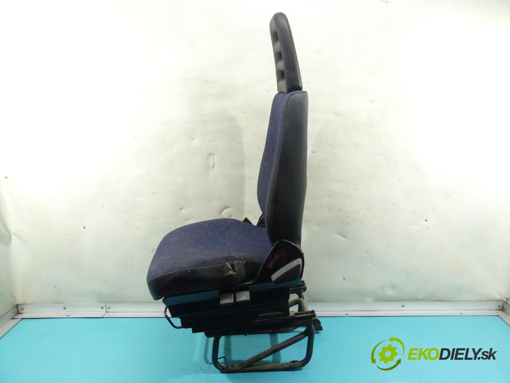 Iveco Daily III 1999-2006 2.3 HPI 136 HP manual 100 kW 2286 cm3 5- Sedačka ľavý 84050027139 (Sedačky, sedadlá)