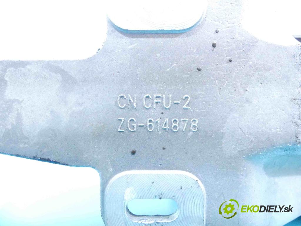 Renault Latitude 2.0 dci 173KM automatic 127 kW 1995 cm3 4- Sloupec: volant  (Tyče riadenia (volantu))