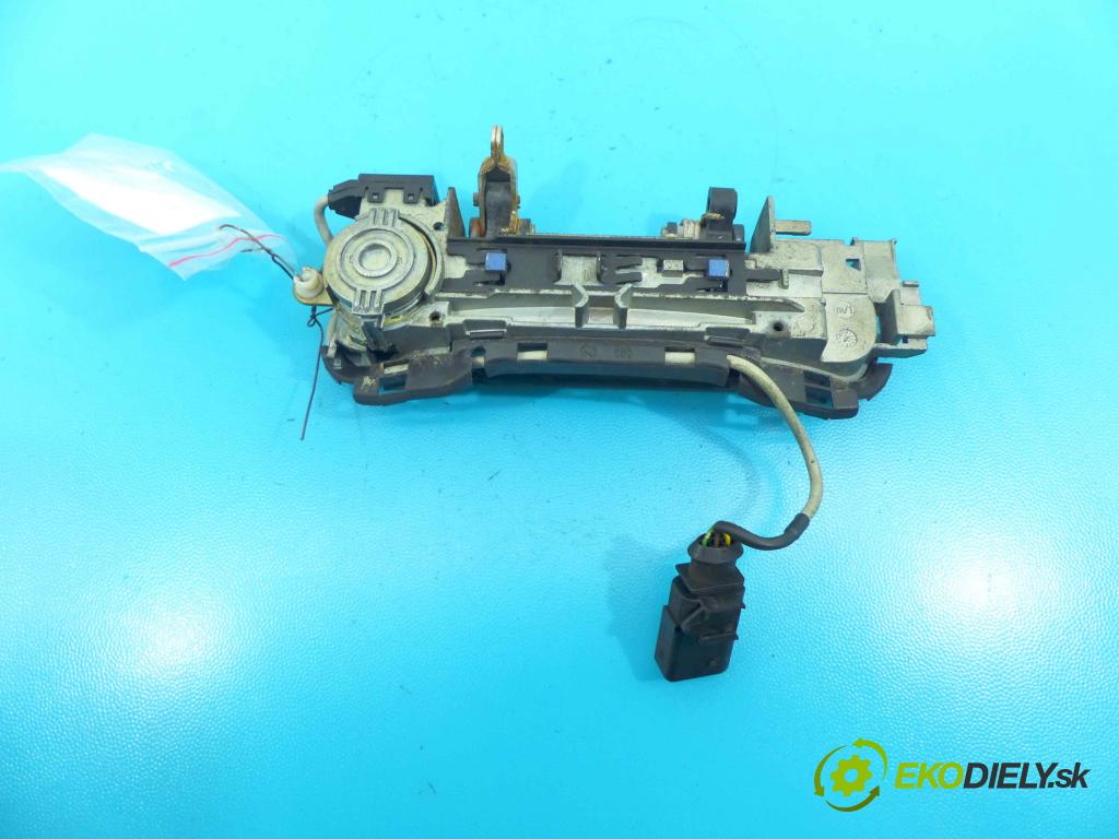 Audi A3 8L 1996-2003 1.8 T 179KM manual 132 kW 1781 cm3 5- rukoväť predné ľavé mimo:  (Vonkajšie predné ľavé)