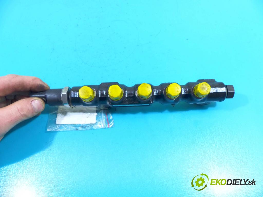 Ford Fiesta Mk6 2002-2008 1.4 tdci 68 HP manual 50 kW 1399 cm3 5- lišta vstrekovacia 9647289180 (Vstrekovacie lišty)