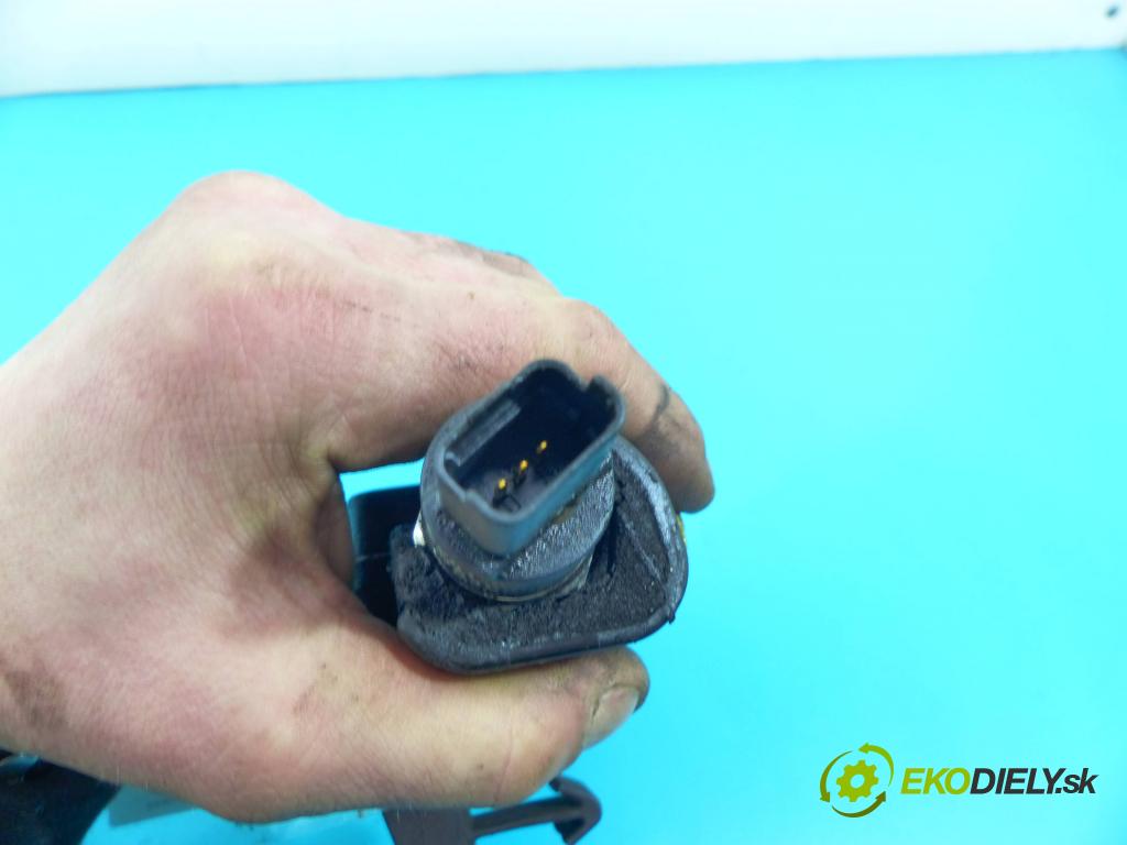 Ford Fiesta Mk6 2002-2008 1.4 tdci 68 HP manual 50 kW 1399 cm3 5- lišta vstrekovacia 9647289180 (Vstrekovacie lišty)