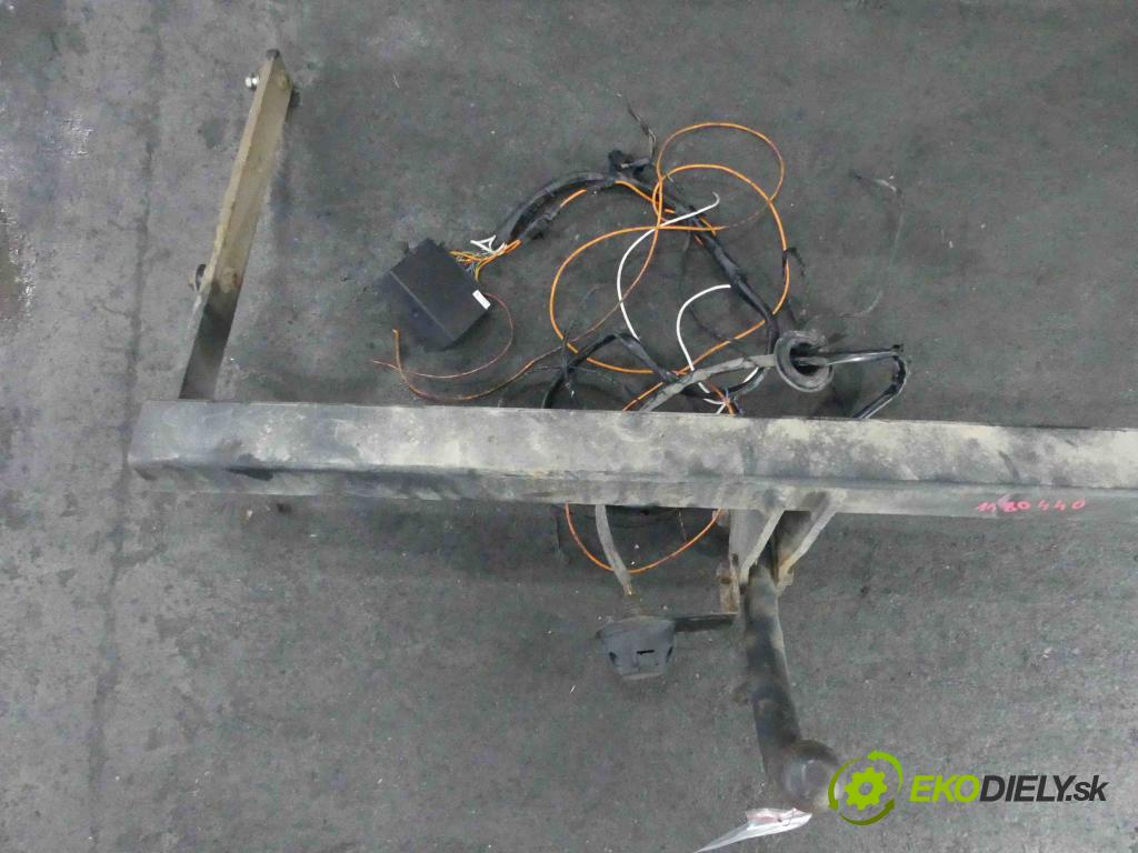 Skoda Superb II 2008-2015 2.0 tdi 170 hp manual 125 kW 1968 cm3 4- oko tažné