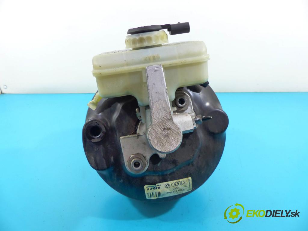 Audi A4 B8 2007-2015 2.0 tdi 143 HP manual 105 kW 1968 cm3 4- servo brzdové 8K0612103L