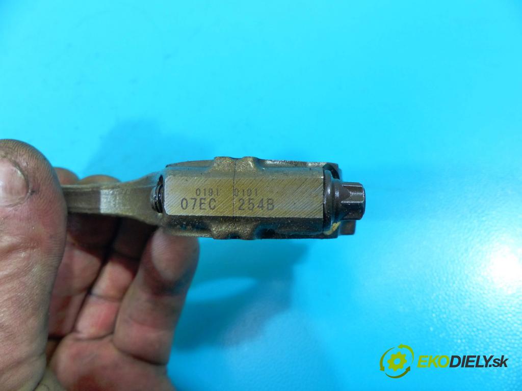 Kia Rio III 2011-2017 1.2 16v 85 HP manual 62,5 kW 1248 cm3 3- piest G4LA (Piesty)