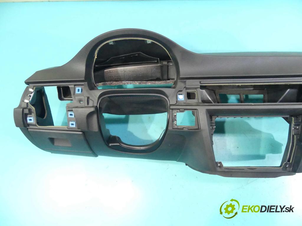 Bmw 3 E90 2005-2013 2.0b 170 HP manual 125 kW 1995 cm3 2- kokpit,pristrojová doska rozdeľovacia
