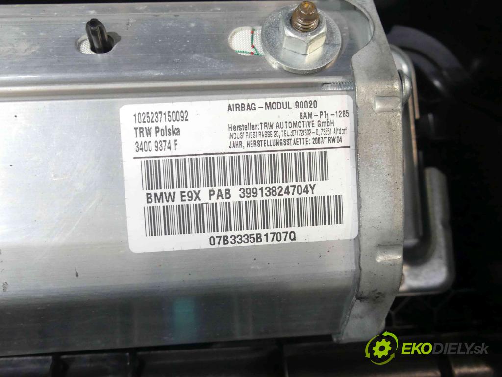 Bmw 3 E90 2005-2013 2.0b 170 HP manual 125 kW 1995 cm3 2- kokpit,pristrojová doska rozdeľovacia