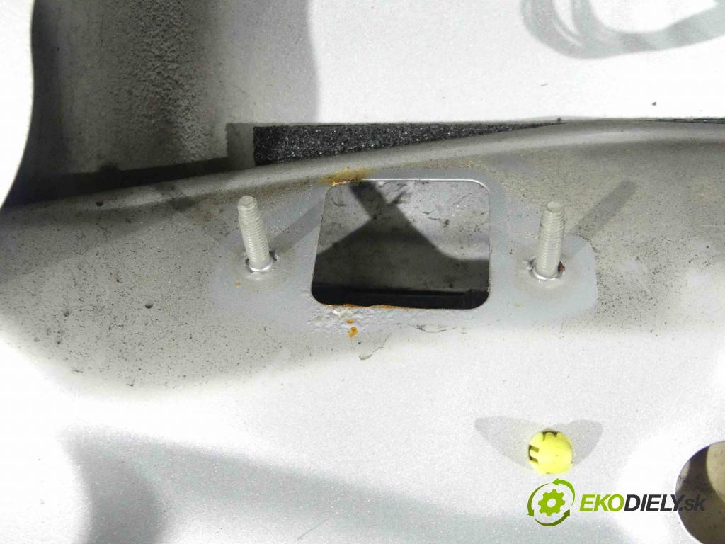 Lexus GS III 2005-2012 4.3 V8 283KM automatic 208 kW 4293 cm3 4- zadní kufrové dveře  (Zadní kapoty)