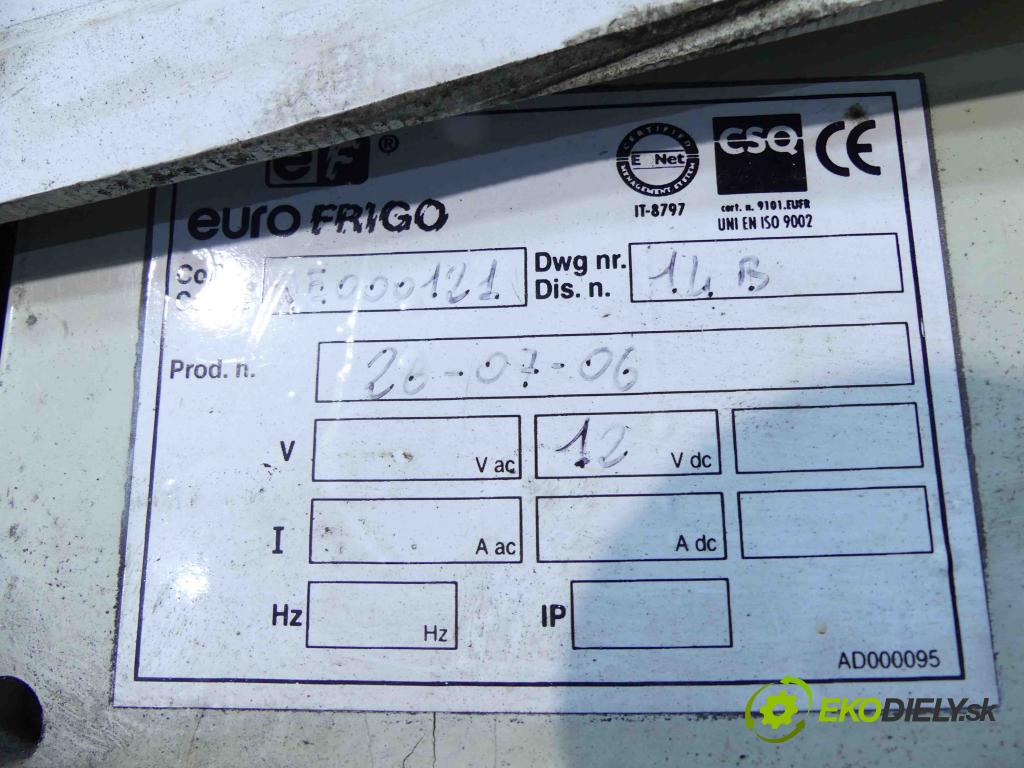 Mercedes Sprinter I 1995-2006 2,2.0 cdi 129 hp manual 95 kW 2148 cm3 5- Klimatizace střecha: C2500