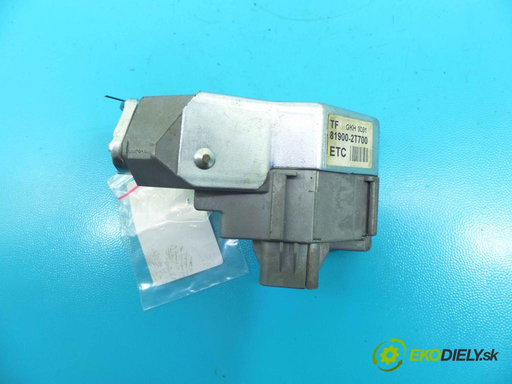 Kia Optima III 2010-2015 1.7 crdi 136 HP manual 100 kW 1685 cm3 4- Blokáda: řízení: 81900-2T700 (Ostatné)