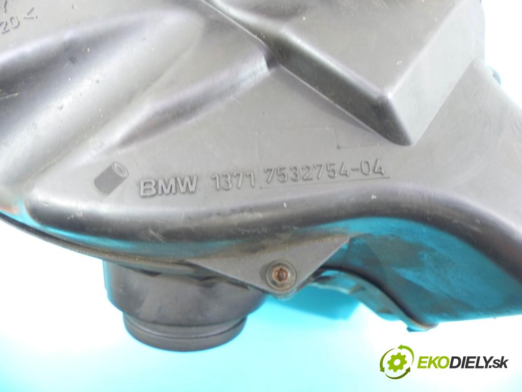 Bmw 3 E90 2005-2013 2.0b 170 hp manual 125 kW 1995 cm3 2- obal filtra vzduchu 7532754 (Kryty filtrů)