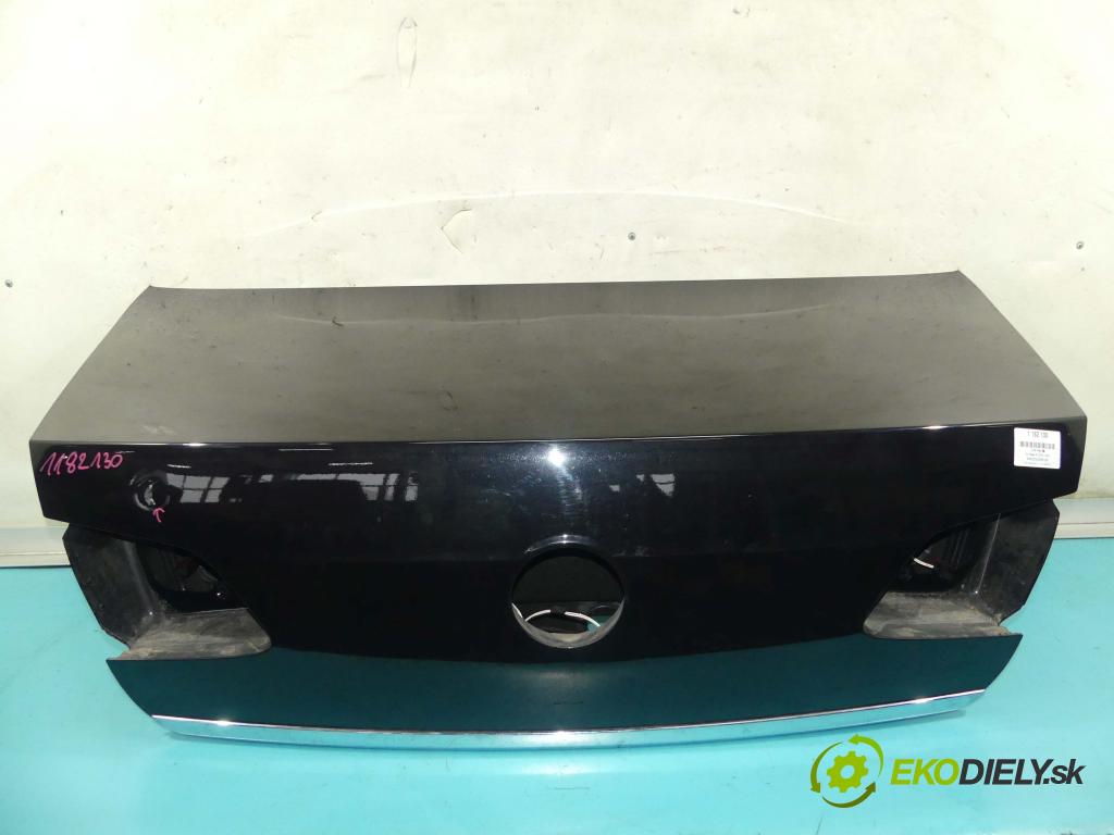 Vw Passat B7 2010-2014 2.0 tdi 140 hp manual 103 kW 1968 cm3 4- zadní kufrové dveře  (Zadní kapoty)