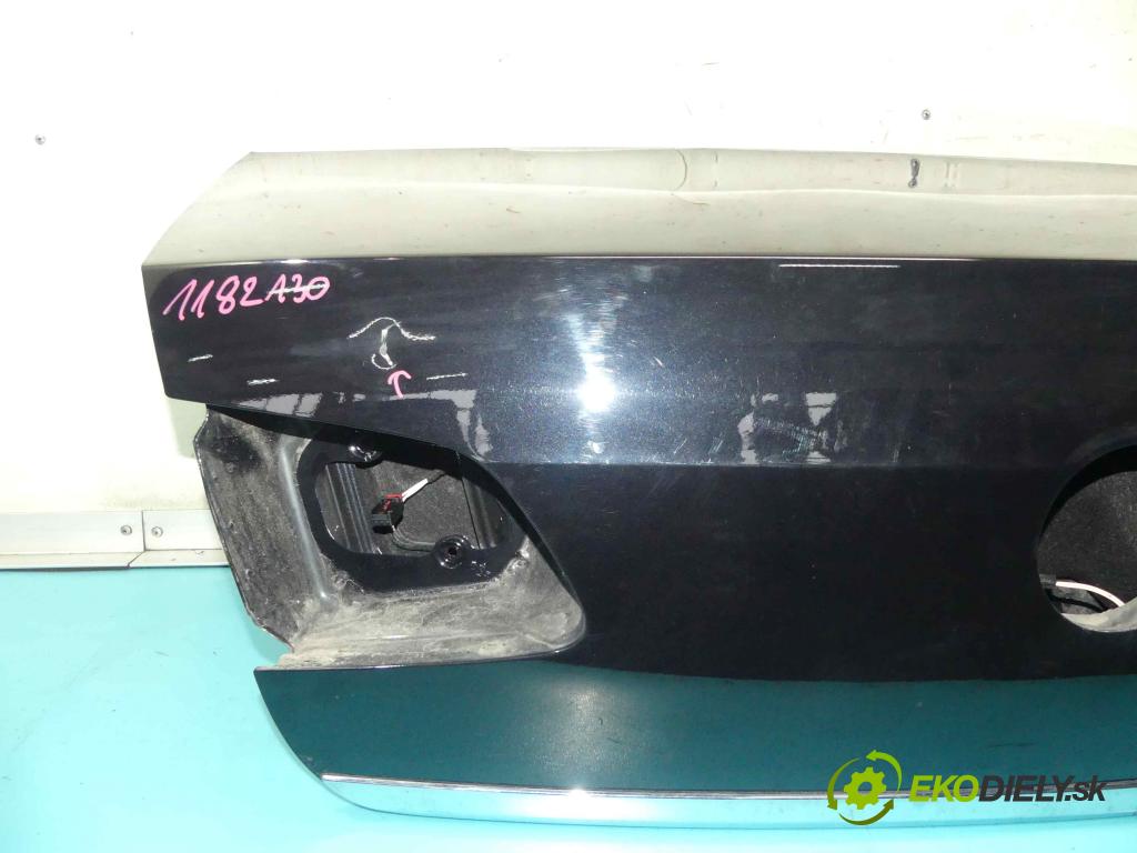 Vw Passat B7 2010-2014 2.0 tdi 140 hp manual 103 kW 1968 cm3 4- zadní kufrové dveře  (Zadní kapoty)