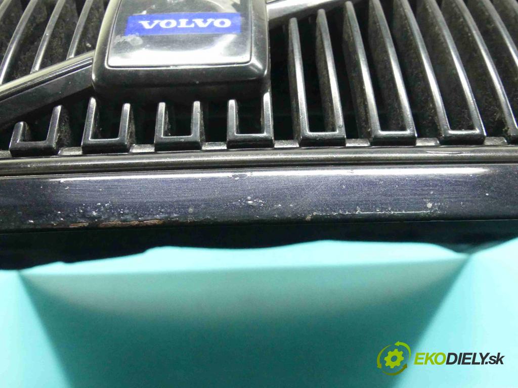Volvo V40 I 1995-2004 1.9 DCI 116 HP manual 85 kW 1870 cm3 5- kapota predná
