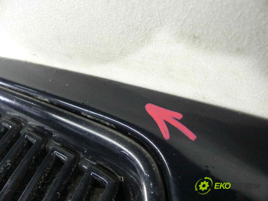 Volvo V40 I 1995-2004 1.9 DCI 116 HP manual 85 kW 1870 cm3 5- kapota predná