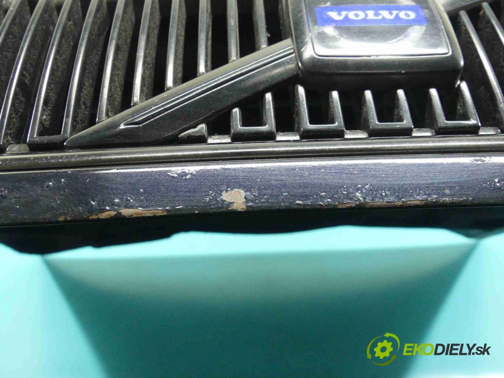 Volvo V40 I 1995-2004 1.9 DCI 116 HP manual 85 kW 1870 cm3 5- kapota predná