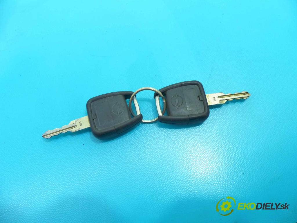 Opel Zafira A 1999-2005 2.0 dti 101 HP manual 74 kW 1995 cm3 5- Spínačka 90589313 (Spínacie skrinky a kľúče)