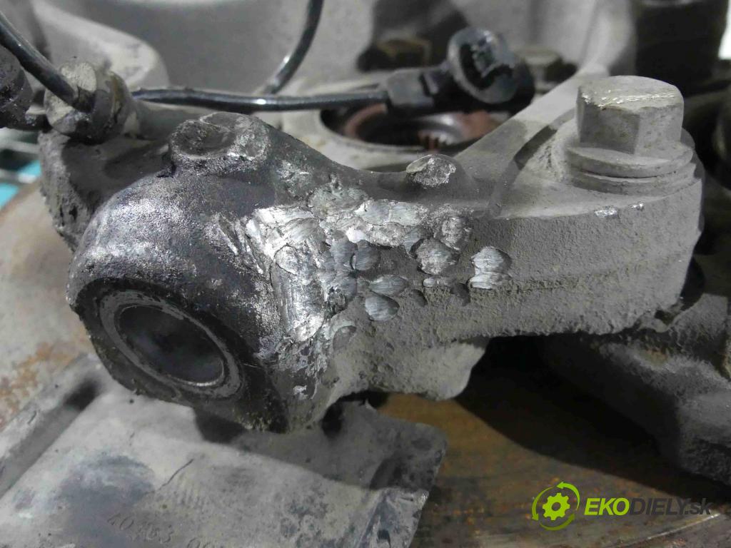 Renault Laguna III 2007-2015 2.0 16v 140 HP manual 103 kW 1997 cm3 5- náboj ľavé  (Náboje)