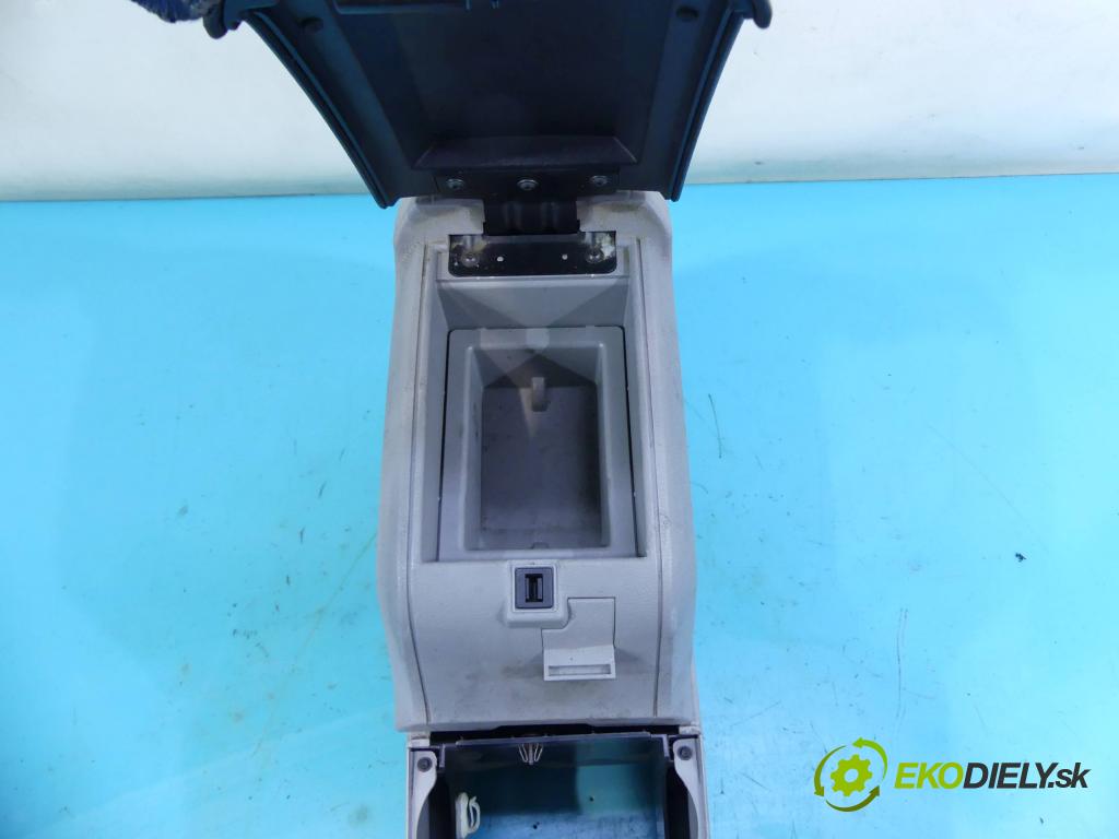 Ford C-Max I 2003-2010 1.6 tdci 109 HP manual 80 kW 1560 cm3 5- operadlo 3M5X-R04578-A (Lakťové opierky)