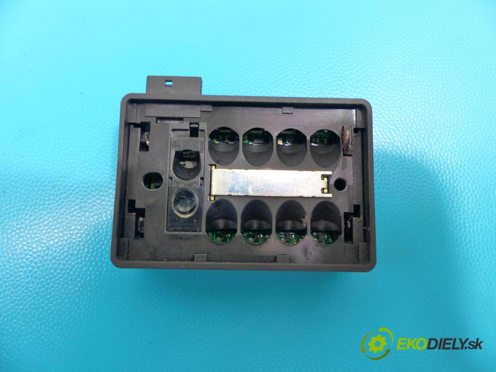 Mercedes R W251 2005-2013 3.0 CDI 224hp automatic 165 kW 2987 cm3 5- snímač déšť: 1648200185 (Snímače dažďa)