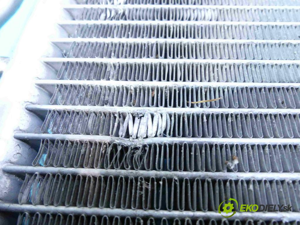 Mercedes R W251 2005-2013 3.0 CDI 224hp automatic 165 kW 2987 cm3 5- chladič klimatizácie  (Chladiče klimatizácie)