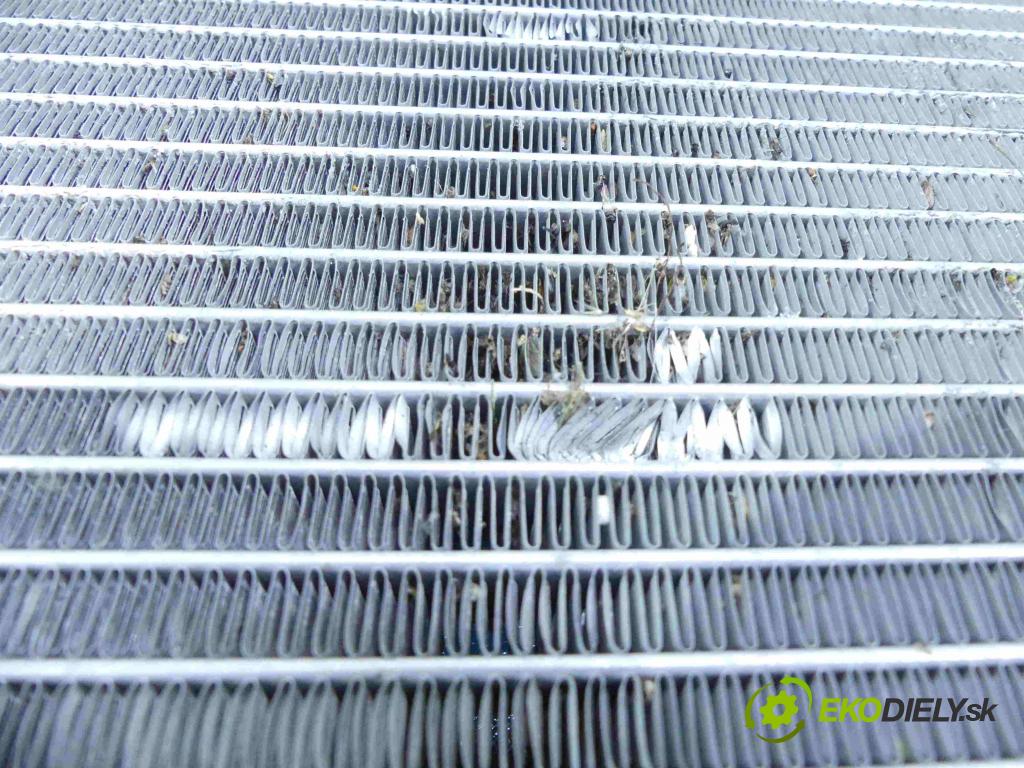 Mercedes R W251 2005-2013 3.0 CDI 224hp automatic 165 kW 2987 cm3 5- chladič klimatizácie  (Chladiče klimatizácie)