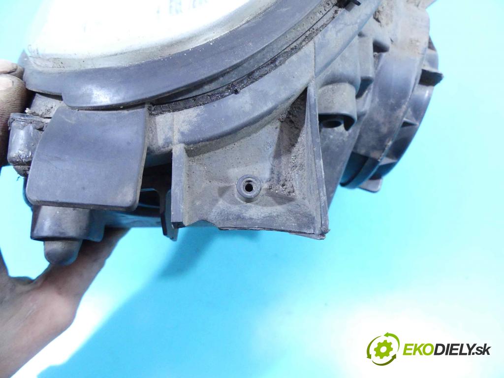 Mercedes R W251 2005-2013 3.0 CDI 224hp automatic 165 kW 2987 cm3 5- Reflektor: pravý  (Pravé)