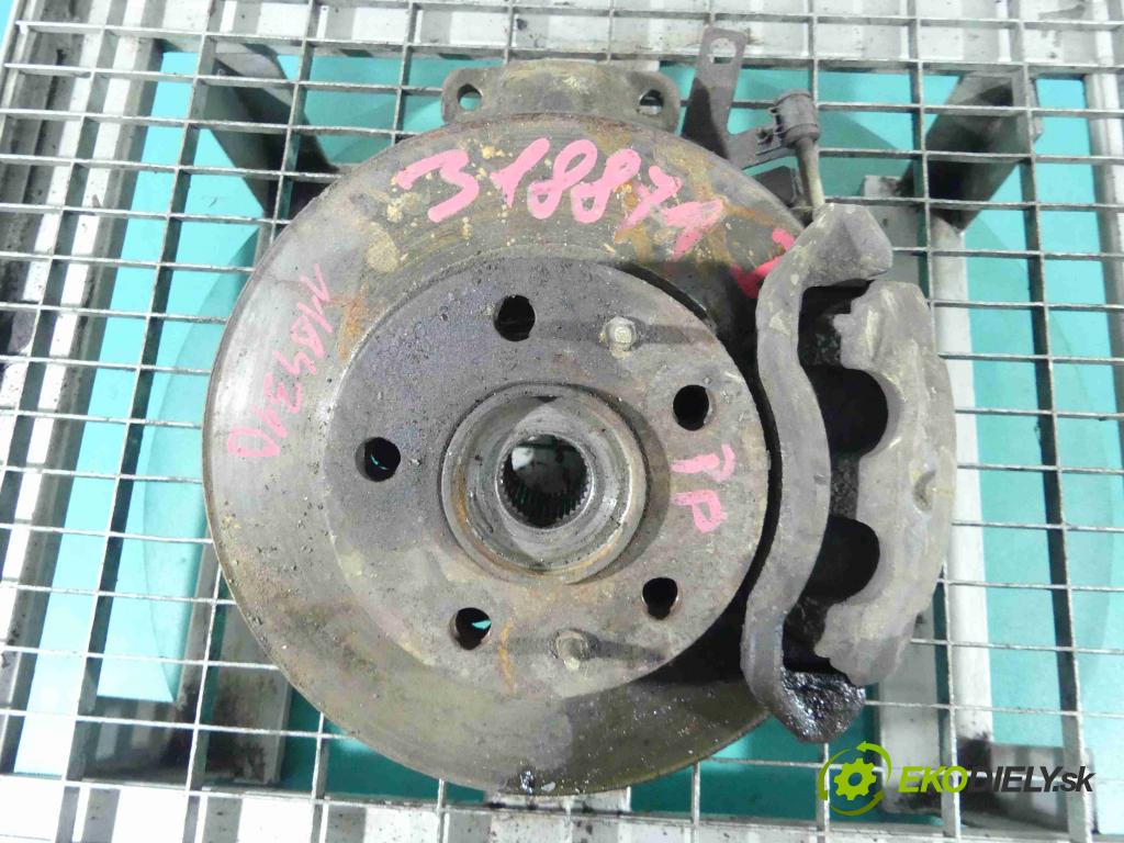 Fiat Ducato II 1994-2006 2.4d 84KM manual 62 kW 2445 cm3 5- náboj pravé  (Náboje)