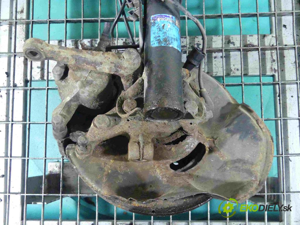 Mercedes 124 2.0d 75 HP manual 55 kW 1997 cm3 4- náboj ľavé  (Náboje)