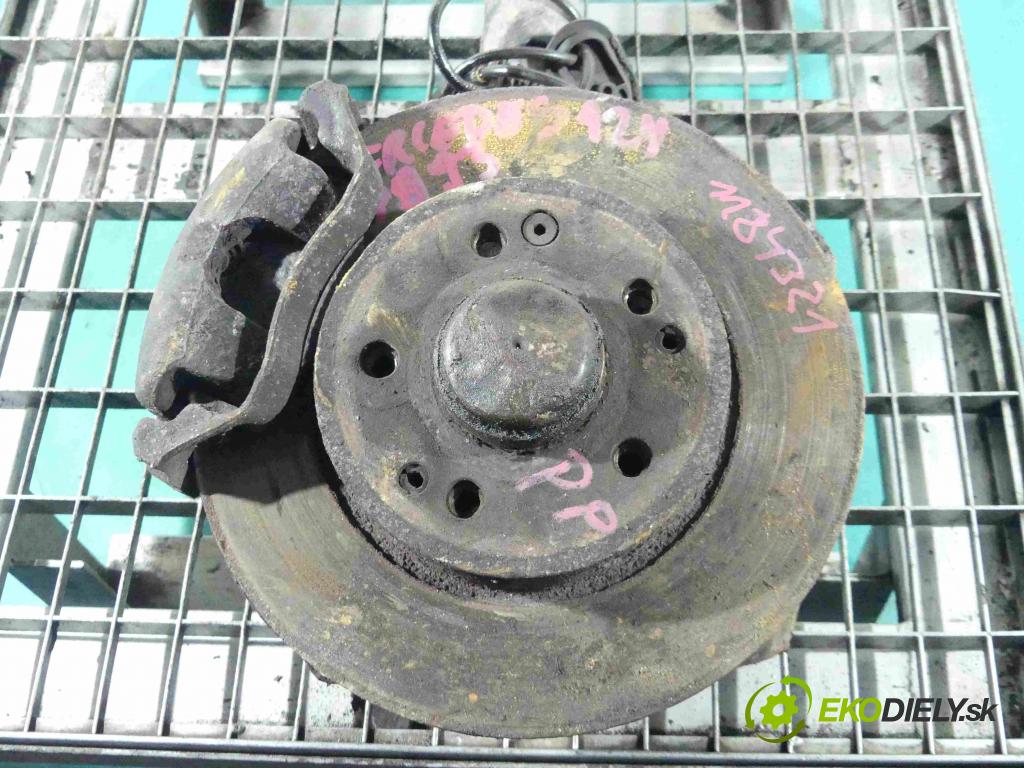 Mercedes 124 2.0d 75 HP manual 55 kW 1997 cm3 4- náboj pravé  (Náboje)