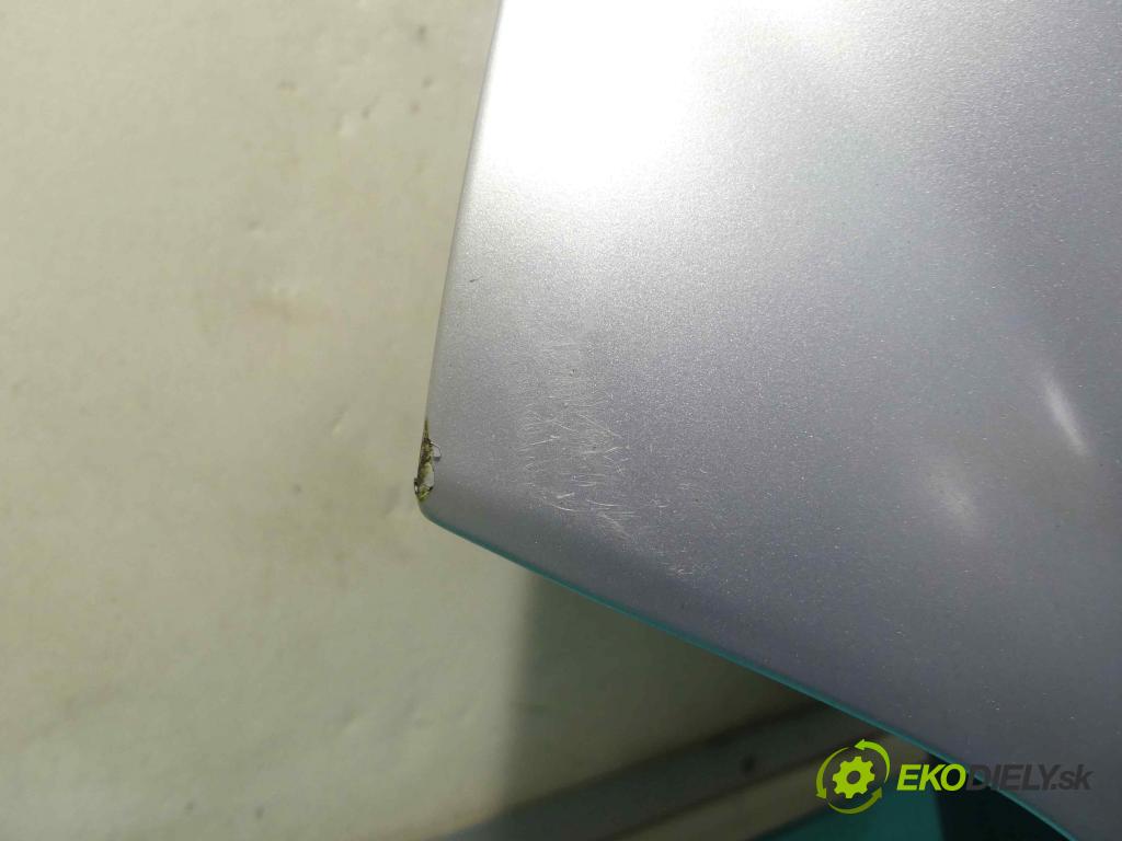 Mercedes R W251 2005-2013 3.0 CDI 224 hp automatic 165 kW 2987 cm3 5- zadní kufrové dveře  (Zadní kapoty)