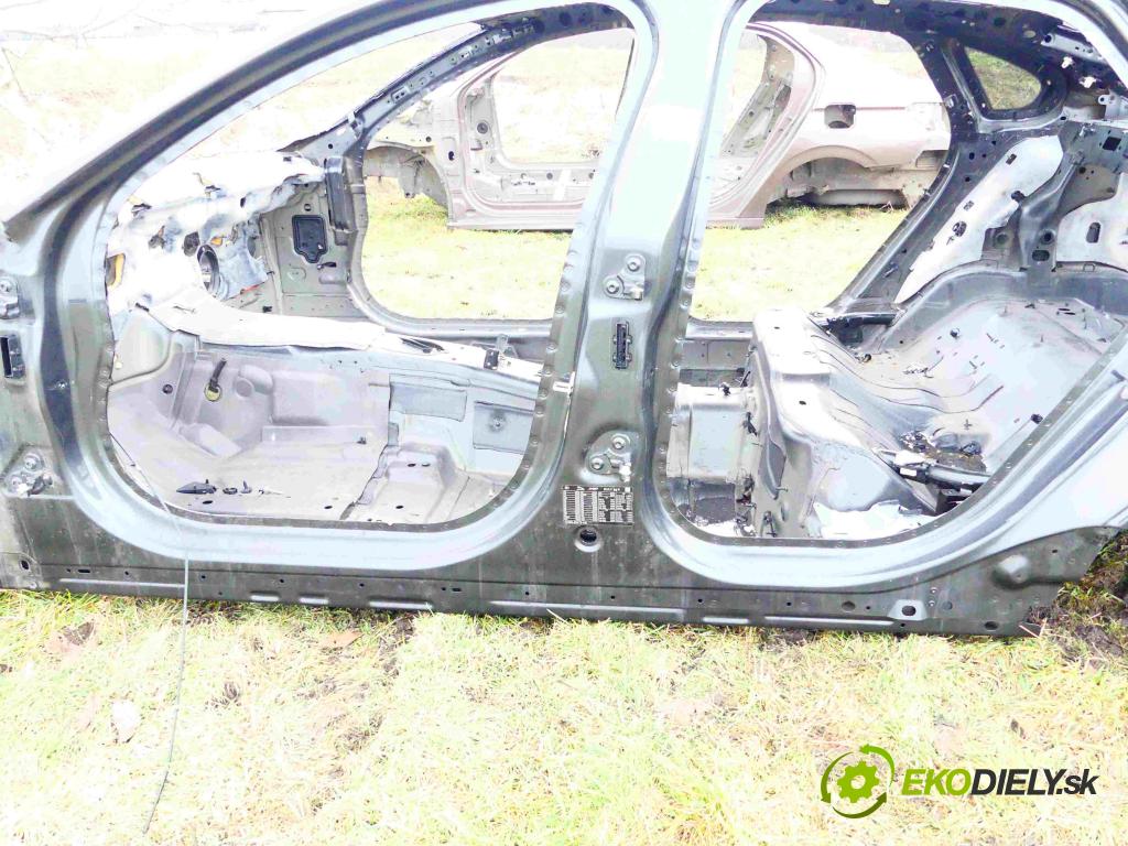 Jaguar XF II 2015- 2.0d 179KM automatic 132 kW 1999 cm3 4- Práh: ľavý  (Ostatné)