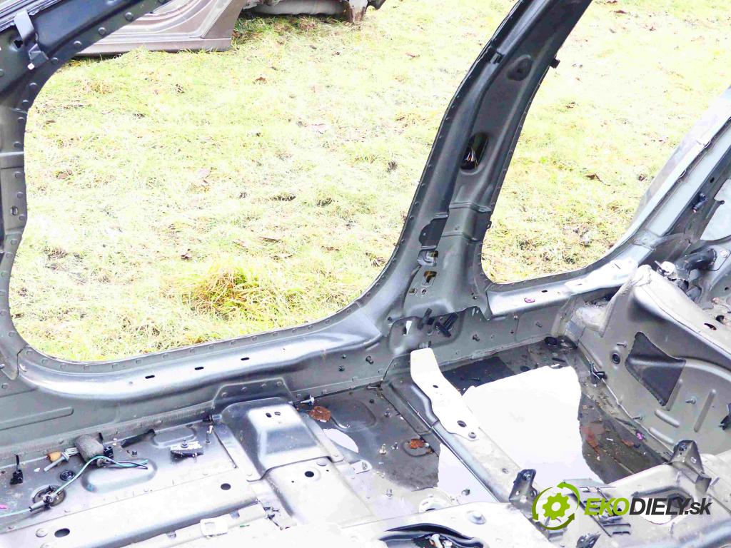 Jaguar XF II 2015- 2.0d 179KM automatic 132 kW 1999 cm3 4- práh pravý  (Ostatní)