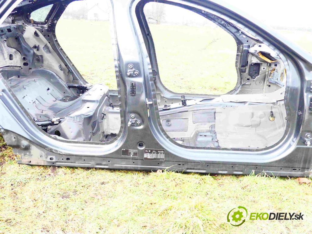 Jaguar XF II 2015- 2.0d 179KM automatic 132 kW 1999 cm3 4- práh pravý  (Ostatní)