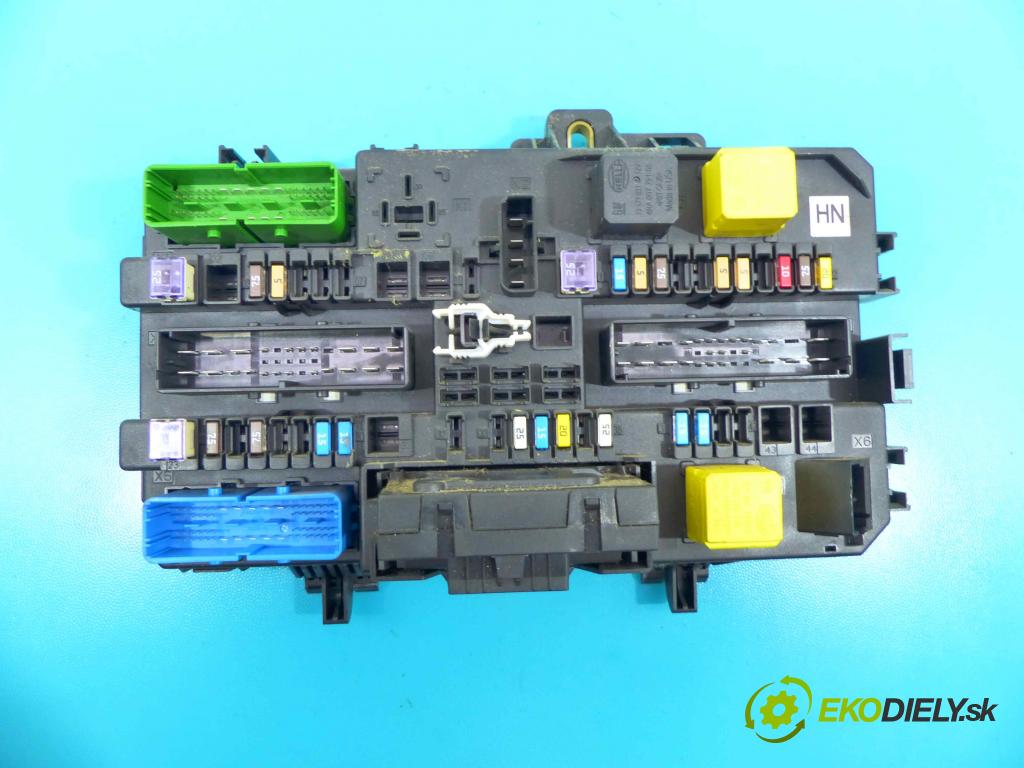 Opel Zafira B 2005-2014 1.9 cdti 150 hp manual 110 kW 1910 cm3 5- skříňka pojistková 13220829 (Pojistkové skříňky)