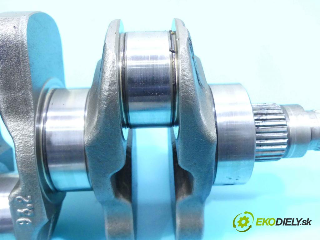 Volvo V70 II 1999-2007 2.4 D5 163 HP automatic 120 kW 2401 cm3 5- Hřídel: kľukový D5244T (Ostatné)