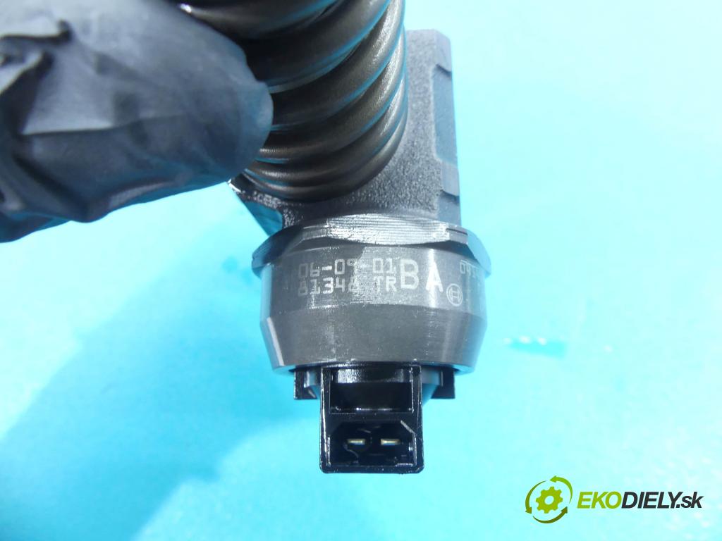 Vw Bora 1.9 tdi 101 hp manual 74 kW 1896 cm3 5- vstřikovací čerpadlo 0414720213 (Vstřikovač paliva)