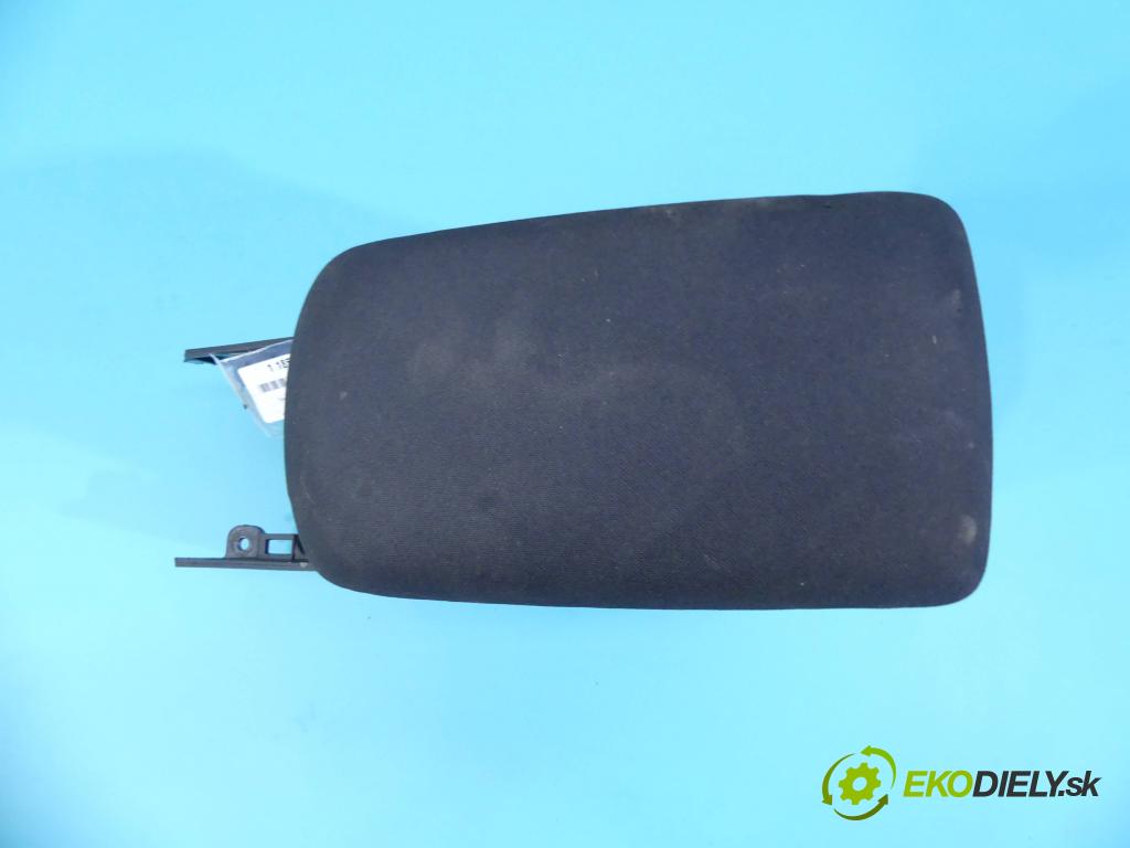 Toyota Auris I 2006-2013 1.4 D4D 90 HP manual 66 kW 1364 cm3 5- operadlo 58911-02330 (Lakťové opierky)