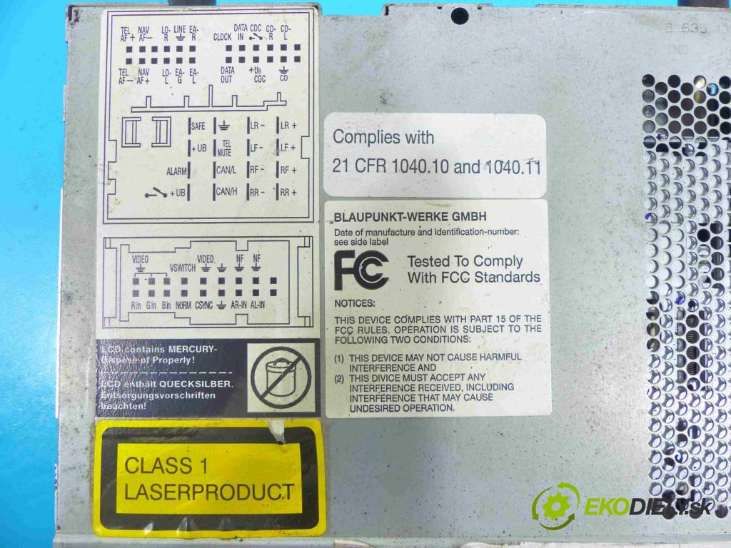 Vw Touareg I 2002-2010 2.5 tdi 174 HP manual 128 kW 2461 cm3 5- Radio továreň: 7L6035191C