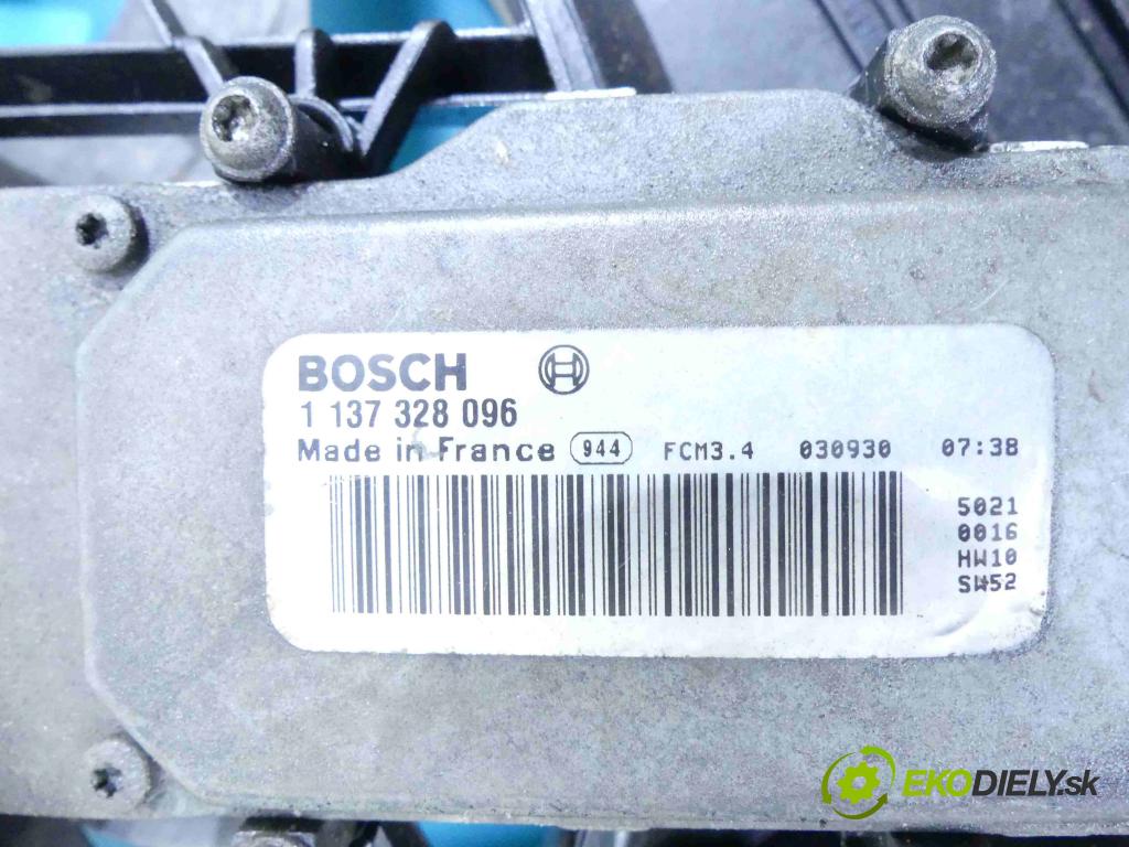 Vw Touareg I 2002-2010 2.5 tdi 174 HP manual 128 kW 2461 cm3 5- Ventilátor chladiča 0130303293