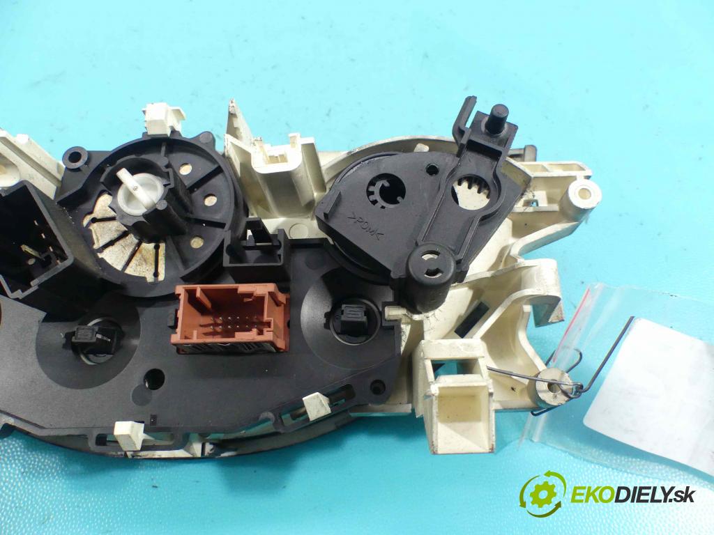 Citroen C5 I 2001-2008 1,8.0 16v 116 HP manual 85 kW 1749 cm3 5- panel kúrenia 69392202