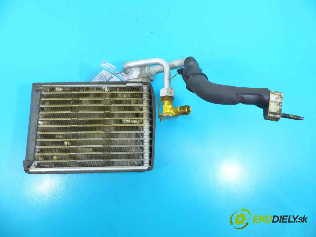 Cadillac SRX 2003-2009 3.6 V6 258 HP automatic 190 kW 3564 cm3 5- radiator (Radiátory kúrenia)