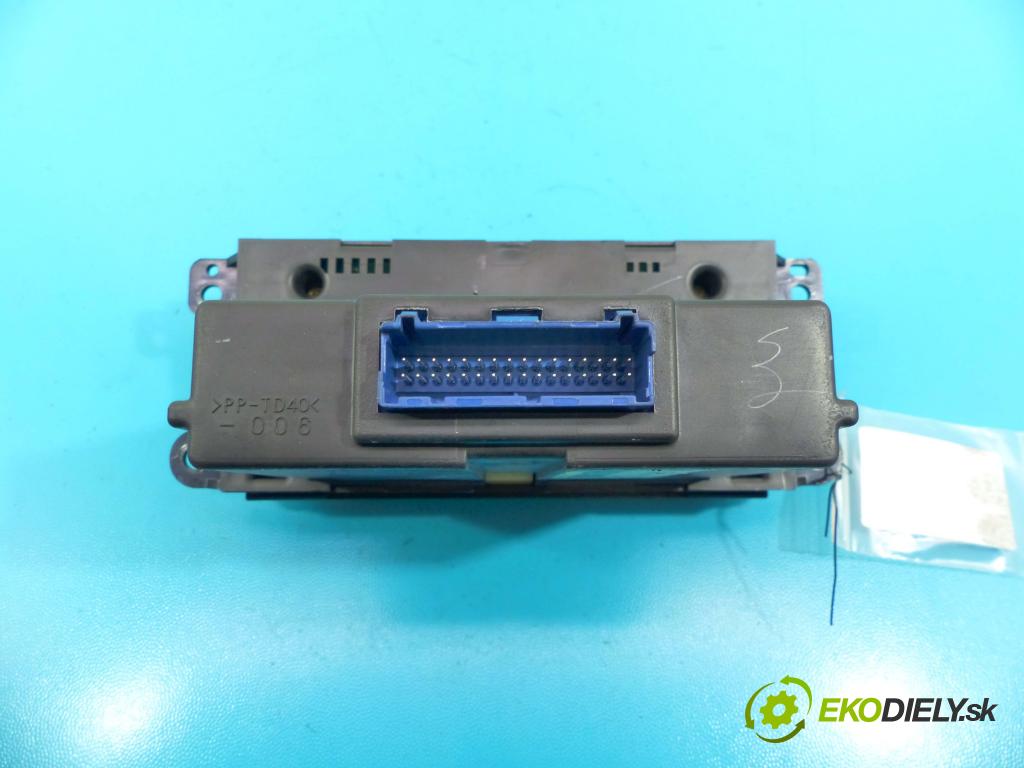 Cadillac SRX 2003-2009 3.6 V6 258 HP automatic 190 kW 3564 cm3 5- panel kúrenia 25770603