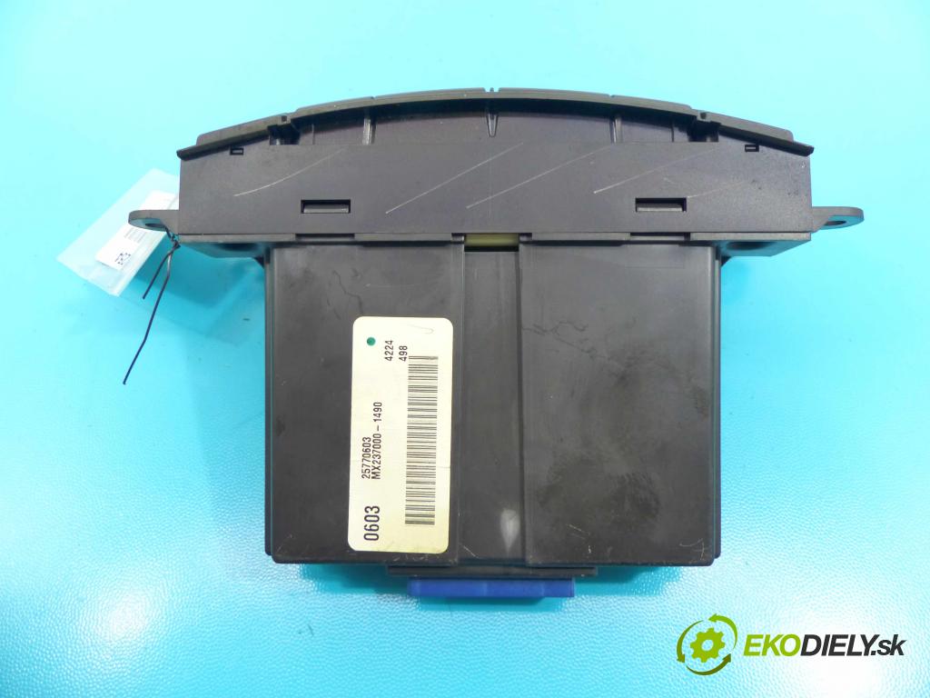 Cadillac SRX 2003-2009 3.6 V6 258 HP automatic 190 kW 3564 cm3 5- panel kúrenia 25770603